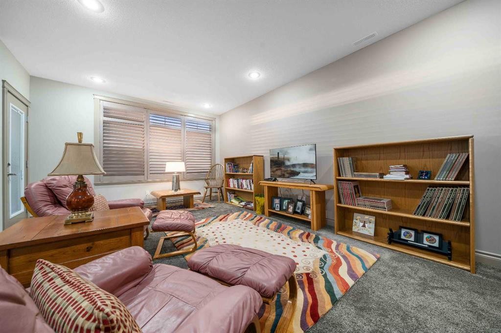 30 Palisades Mews Ne, Medicine Hat, AB - Indoor