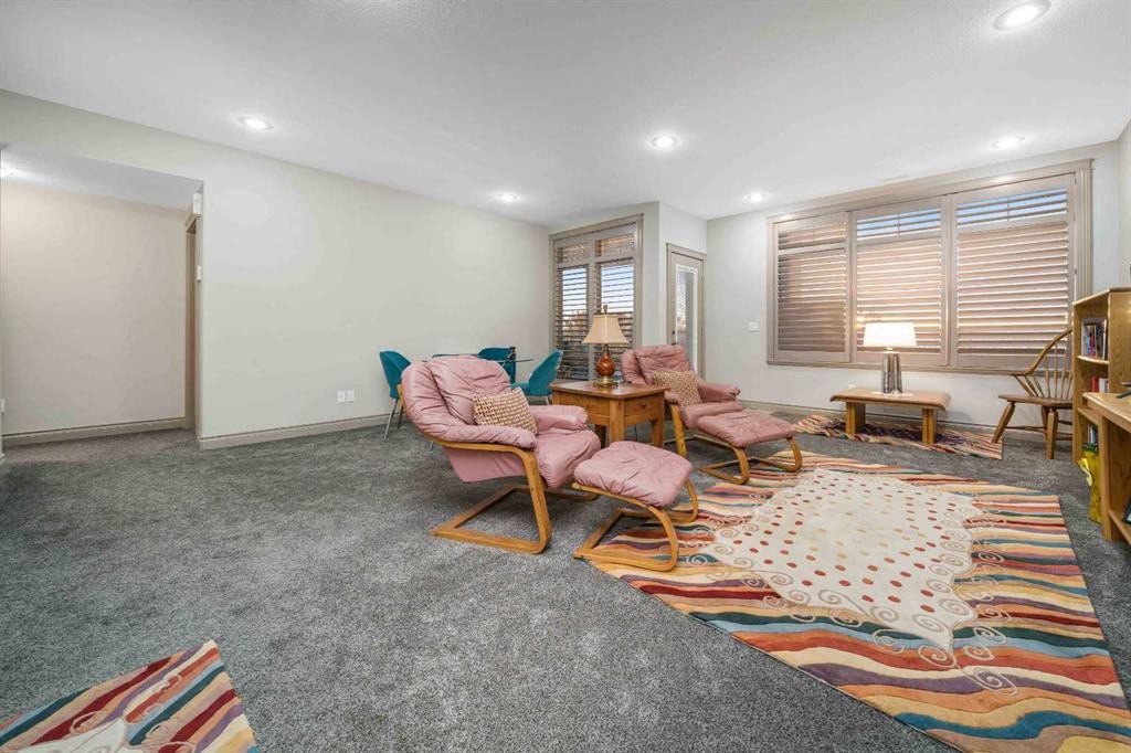 30 Palisades Mews Ne, Medicine Hat, AB - Indoor