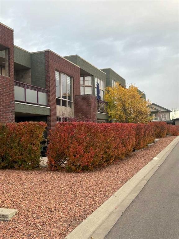 30 Palisades Mews Ne, Medicine Hat, AB - Outdoor