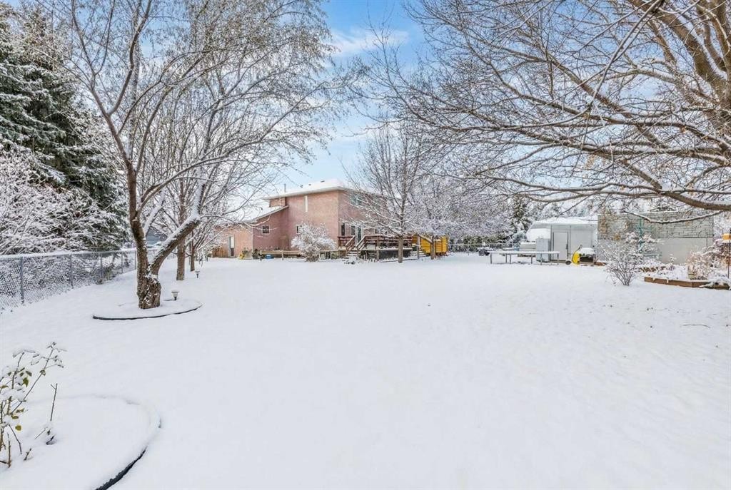 512 11 Street, Dunmore, AB - Outdoor