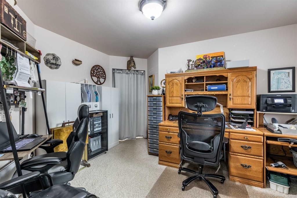 512 11 Street, Dunmore, AB - Indoor