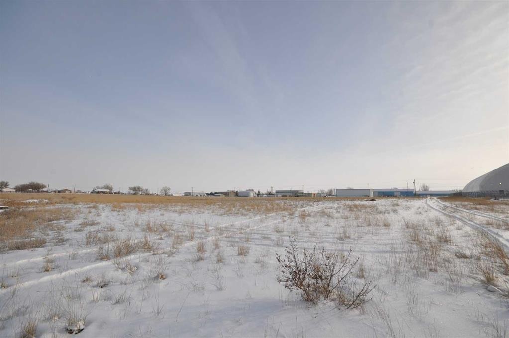647 2 Avenue, Dunmore, AB