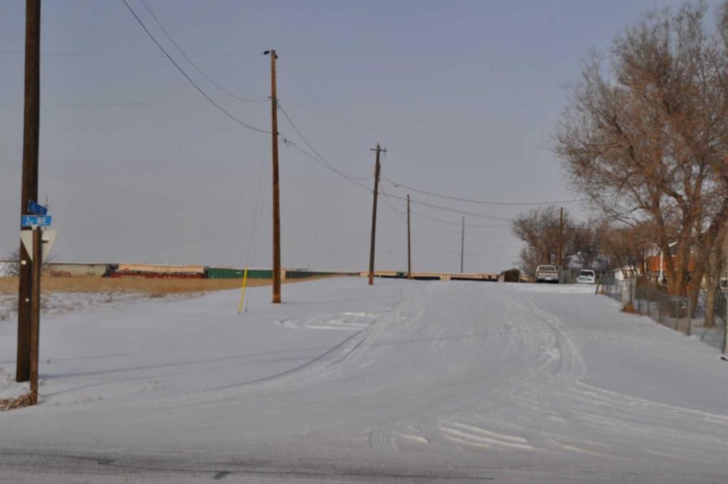 647 2 Avenue, Dunmore, AB