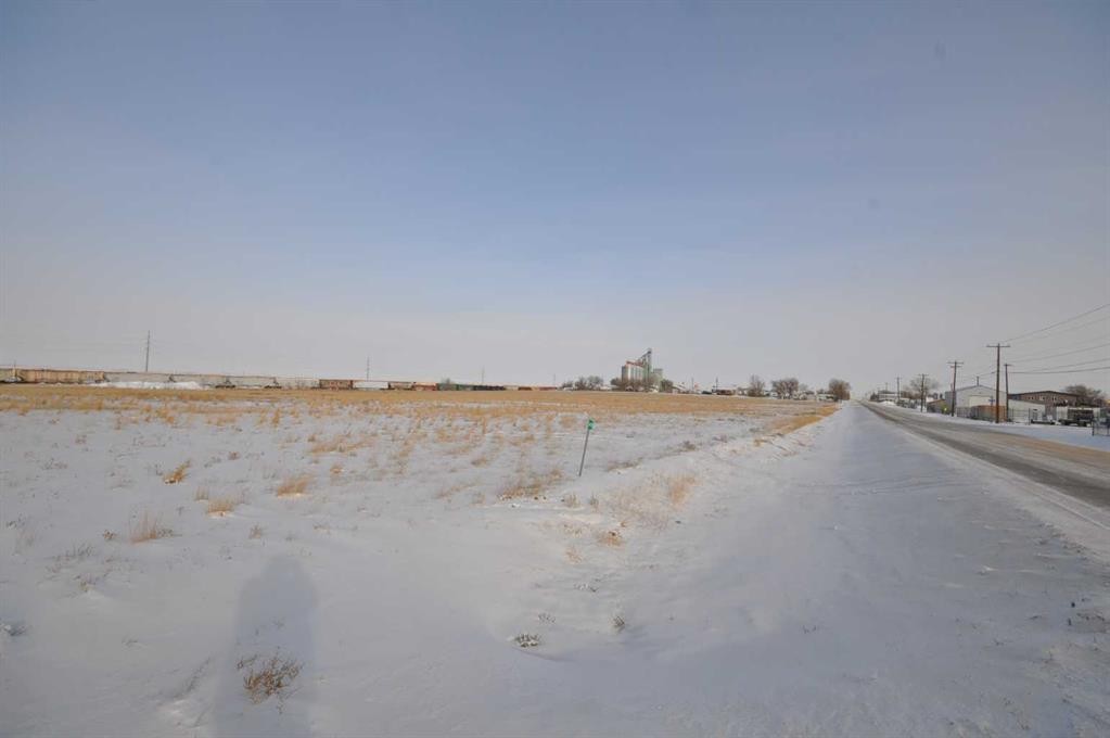 647 2 Avenue, Dunmore, AB