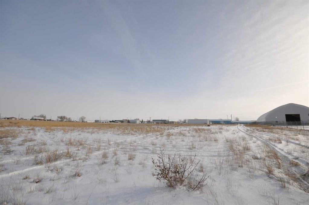 647 2 Avenue, Dunmore, AB