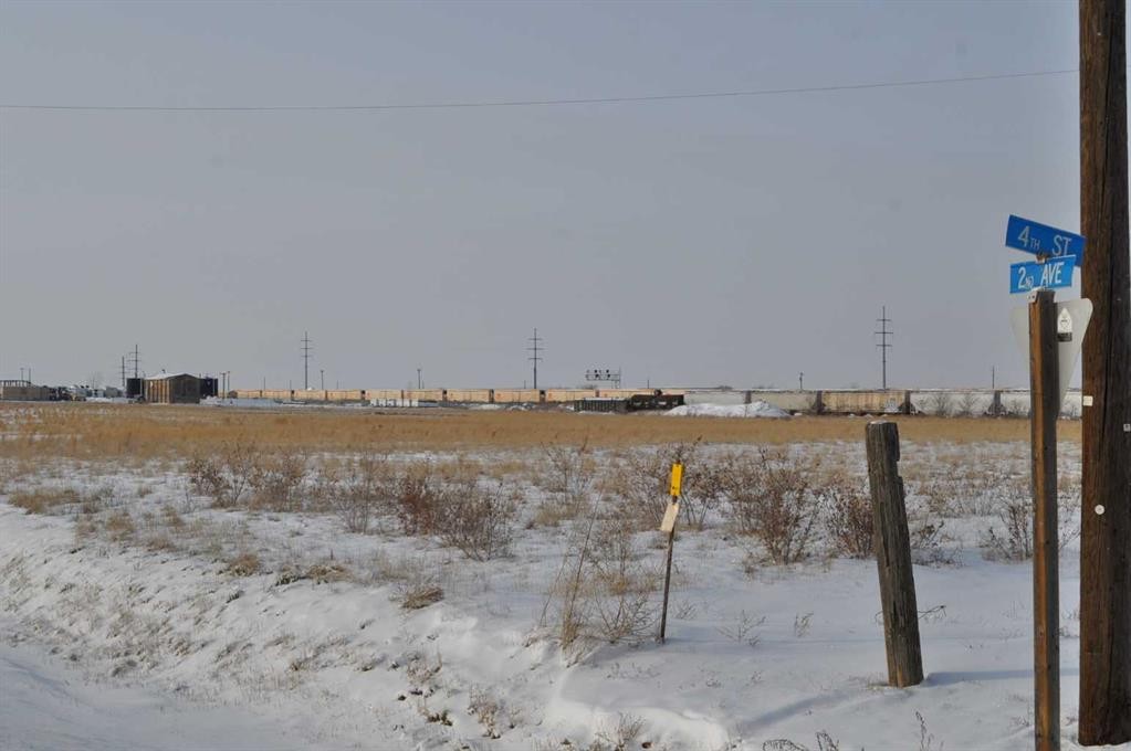 647 2 Avenue, Dunmore, AB