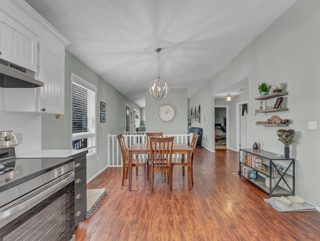 135 Sage Close Se, Medicine Hat, AB - Indoor
