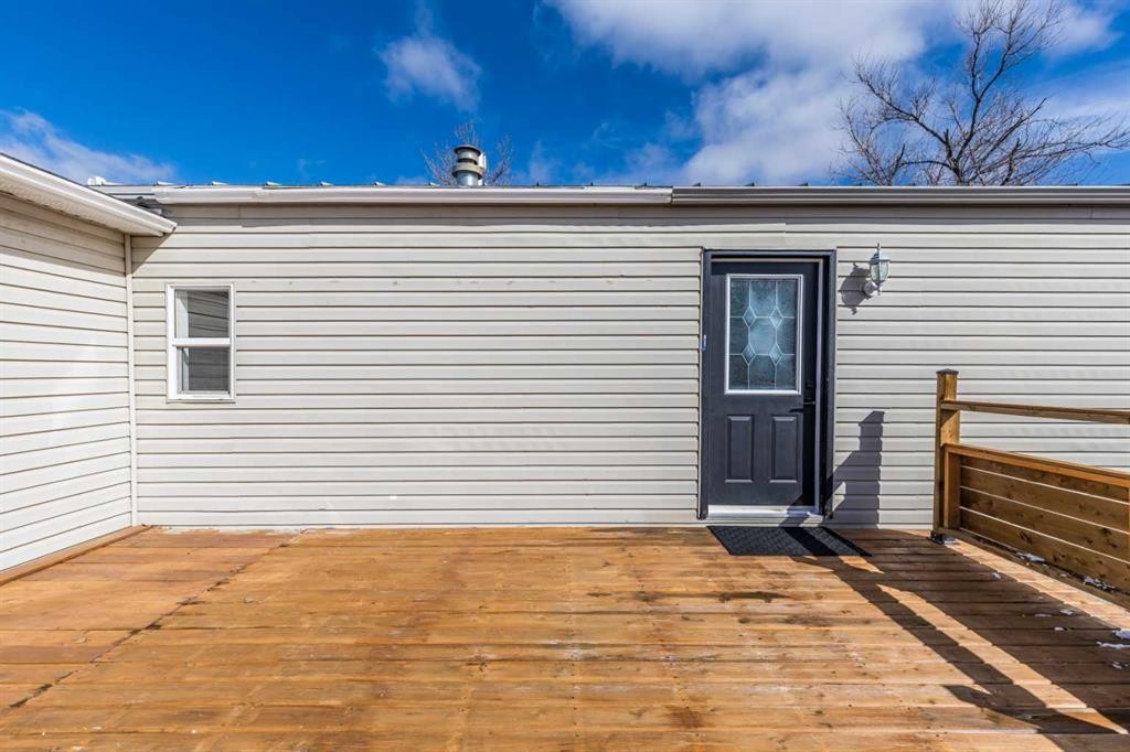 425 6 Street, Suffield, AB - Outdoor