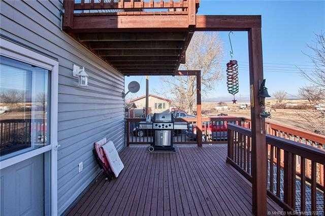116 Pacific Avenue, Irvine, AB - Outdoor With Deck Patio Veranda
