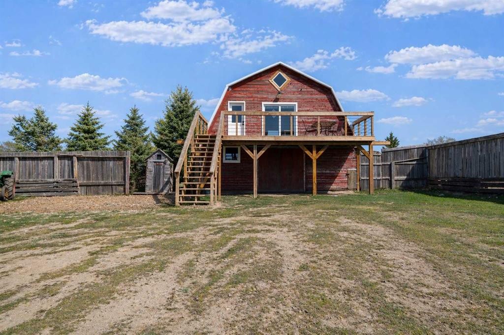 104040 Range Road 111, Bow Island, AB - Outdoor With Deck Patio Veranda