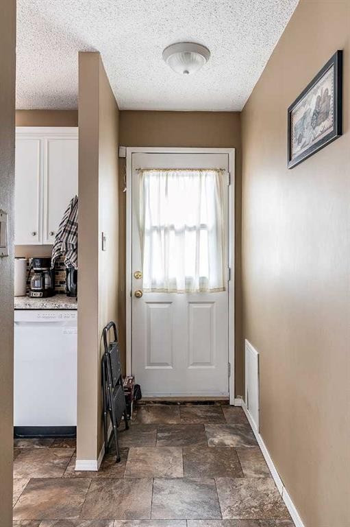 7 Valleyview Drive Sw, Medicine Hat, AB - Indoor