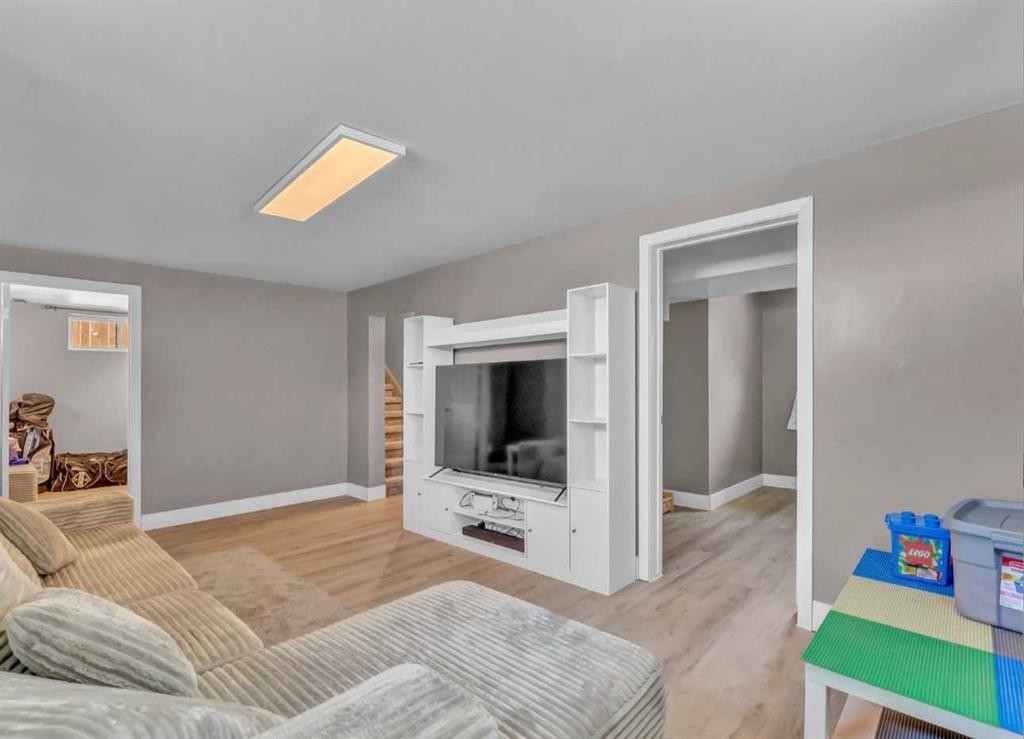 14 1 Street Ne, Redcliff, AB