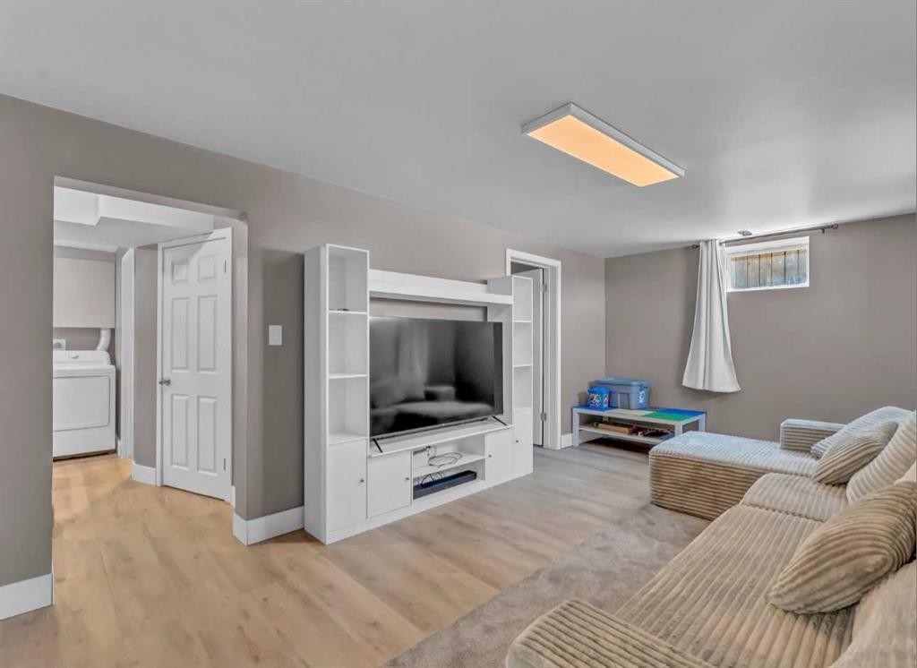 14 1 Street Ne, Redcliff, AB