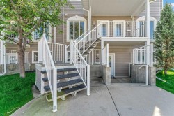 156 Somerset Lane SEMedicine Hat, AB T1B 0E6