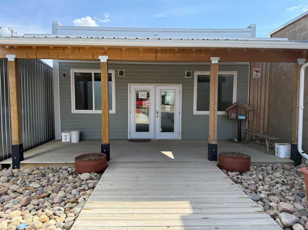 141 5 Avenue West, Bow Island, AB