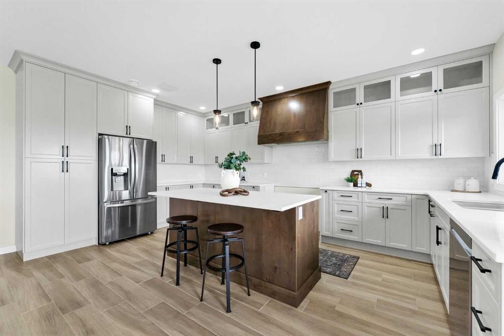 34-12320 Range Road 72, Rural Cypress County, AB - Indoor Photo Showing Kitchen With Upgraded Kitchen