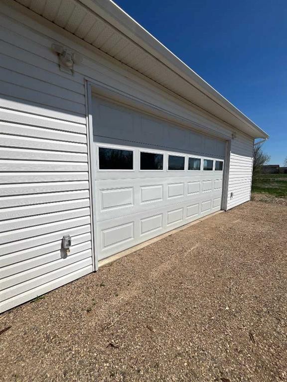 204 6 Street, Suffield, AB - Outdoor