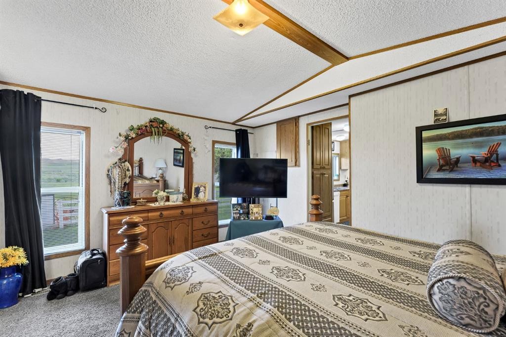 20 Josephine Avenue Sw, Redcliff, AB - Indoor Photo Showing Bedroom