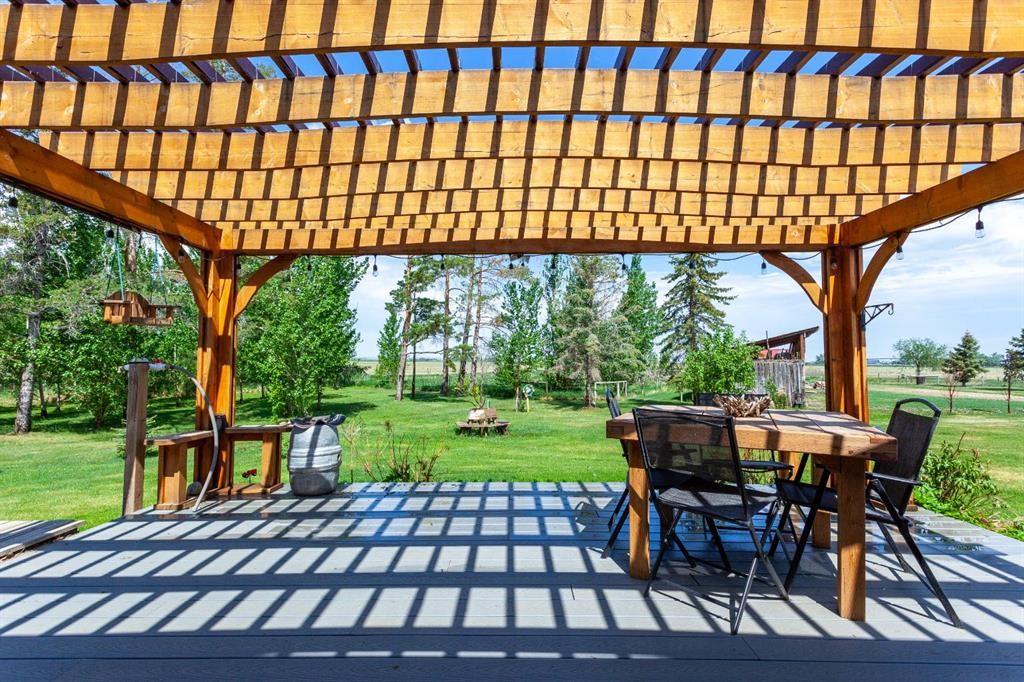 140014 Township Road 150, Rolling Hills, AB - With Deck Patio Veranda