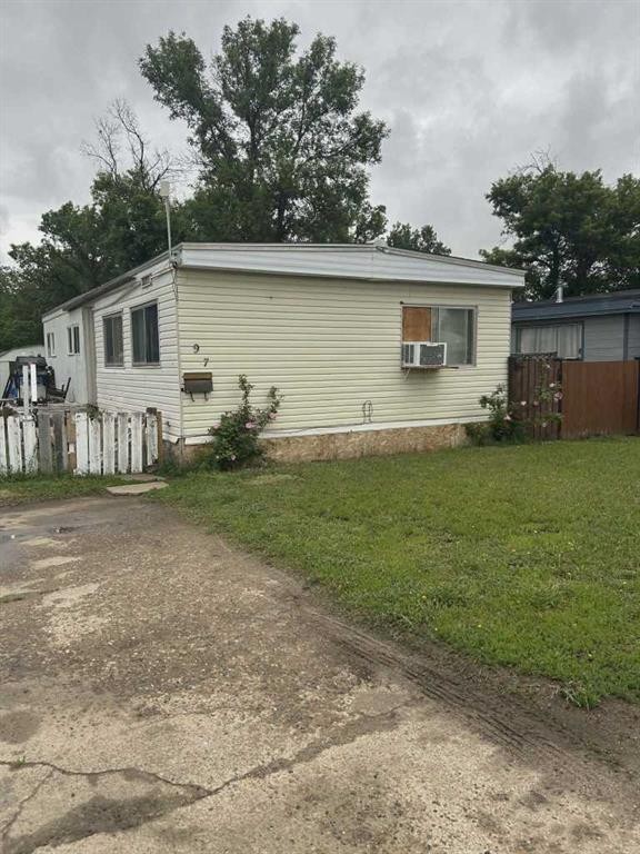 97-4000 13 Avenue Se, Medicine Hat, AB