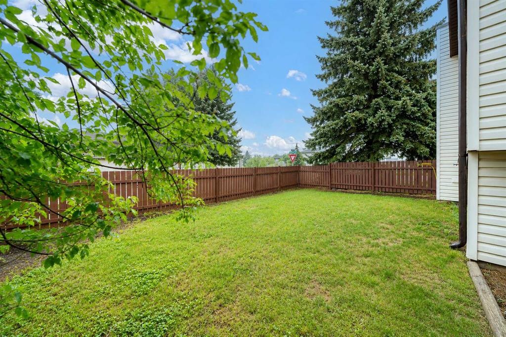 107 Sprague Way Se, Medicine Hat, AB - Outdoor