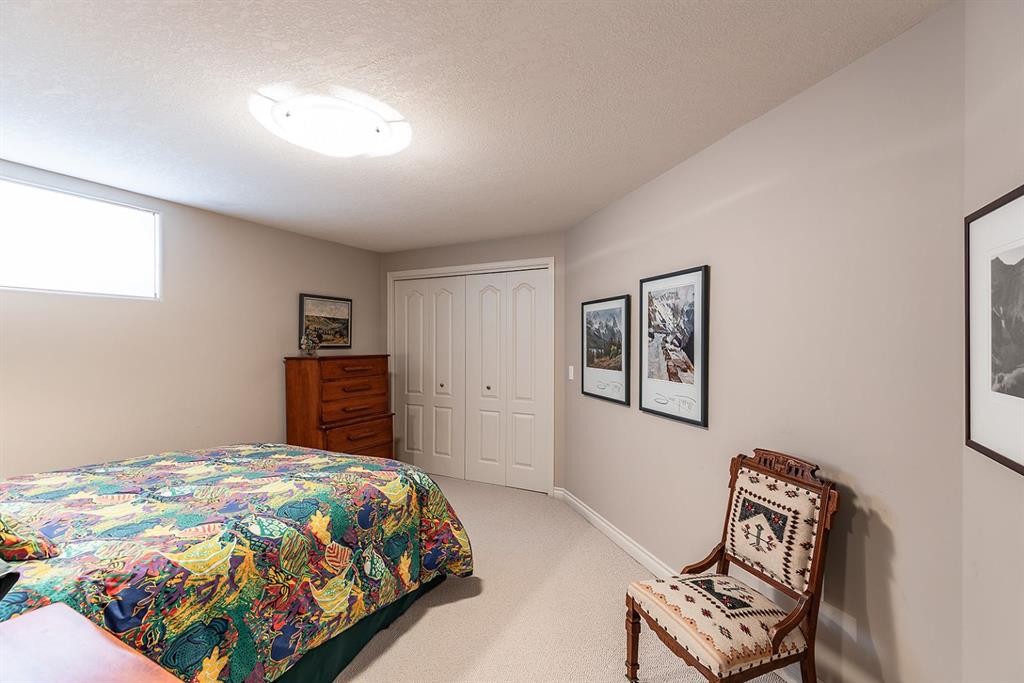 28 Chinook Place Sw, Medicine Hat, AB