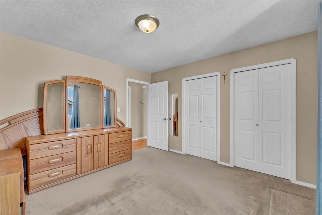 970 Kipling Crescent Sw, Redcliff, AB - Indoor