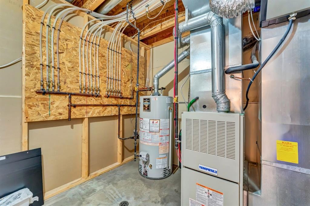 970 Kipling Crescent Sw, Redcliff, AB - Indoor Photo Showing Basement