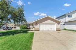714 19A Street NEMedicine Hat, AB T1C 1R8