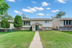 409 4 Street NWMedicine Hat, AB T1A 6M9