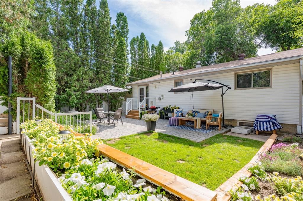 2339 20 Avenue Se, Medicine Hat, AB - Outdoor With Deck Patio Veranda