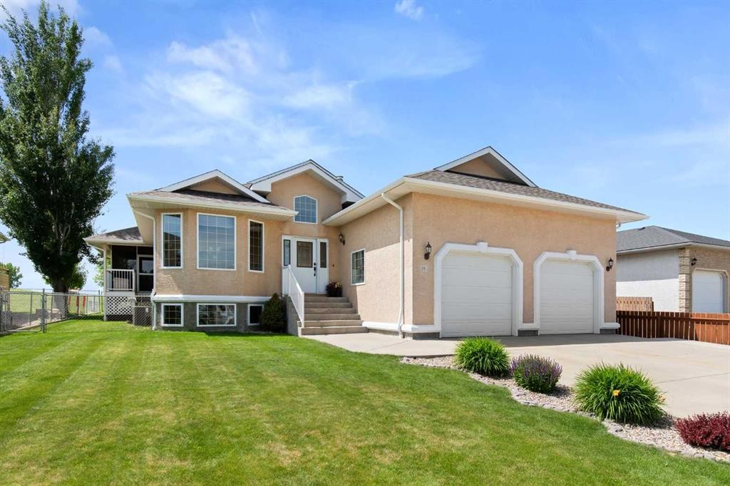 18 Riverview Drive Se, Redcliff, AB