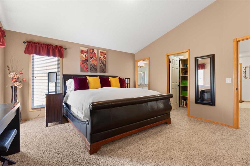18 Riverview Drive Se, Redcliff, AB