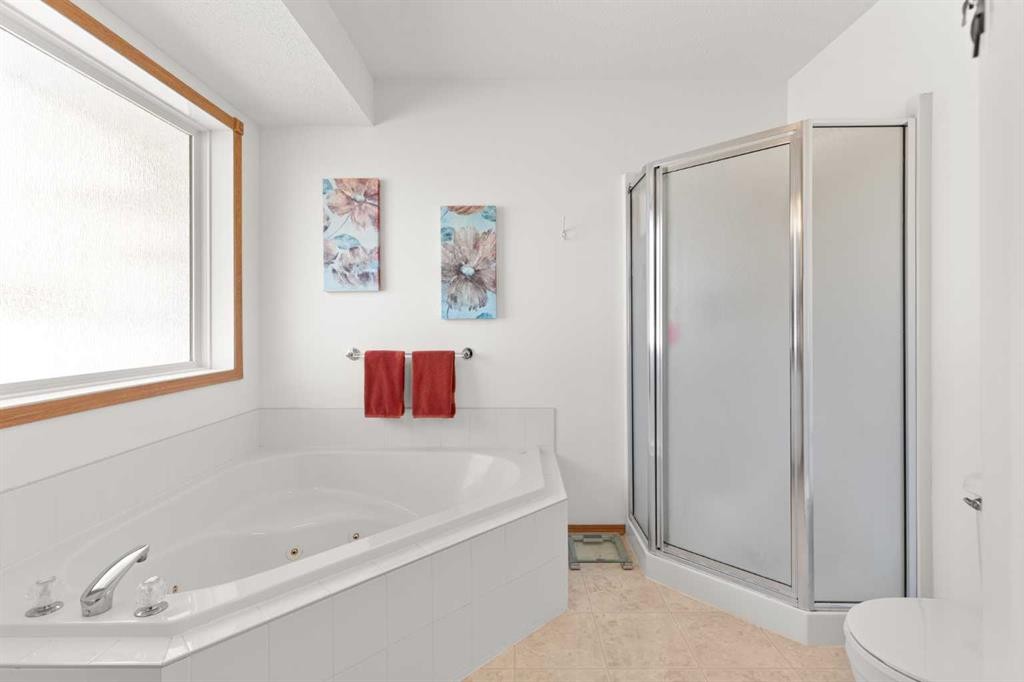 18 Riverview Drive Se, Redcliff, AB