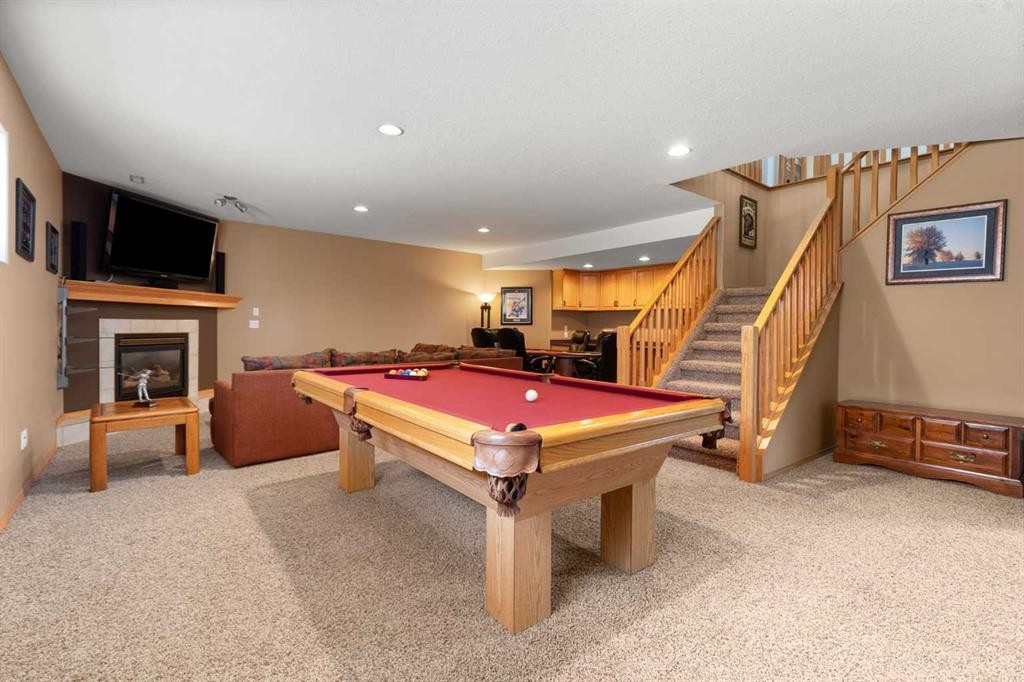 18 Riverview Drive Se, Redcliff, AB