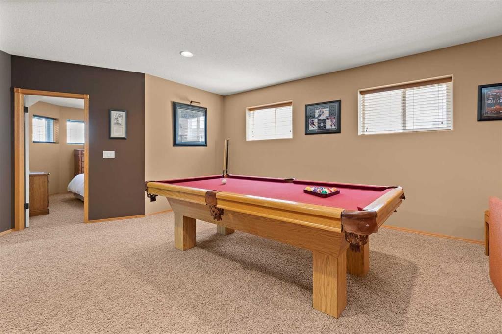 18 Riverview Drive Se, Redcliff, AB
