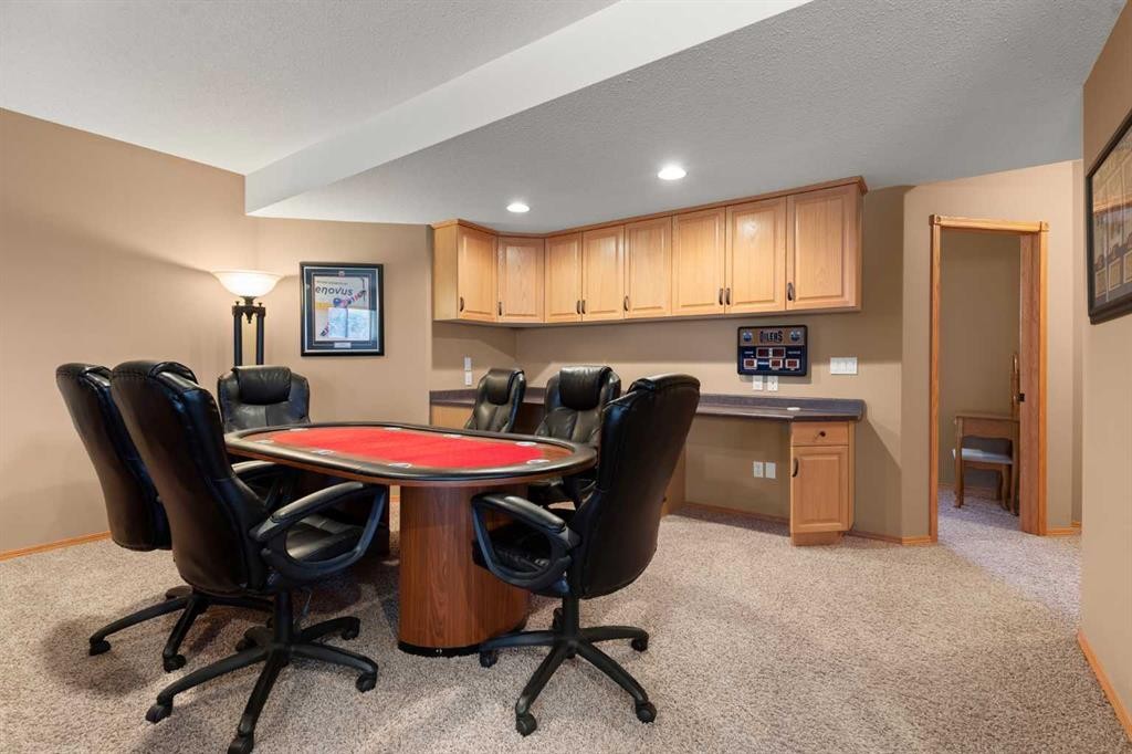 18 Riverview Drive Se, Redcliff, AB