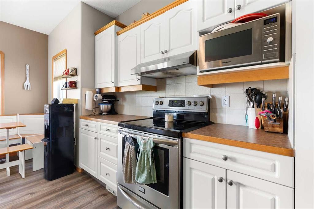 930 Kipling Crescent Sw, Redcliff, AB