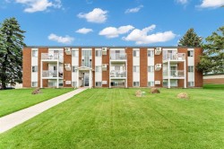 6-512 McCutcheon Drive NWMedicine Hat, AB T1A 6X7