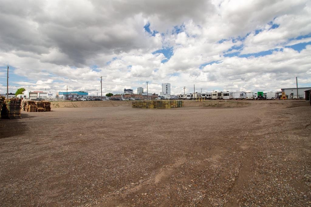 131 22 Street North, Lethbridge, AB