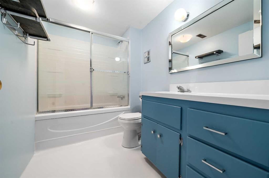 1043-6 Ave, Empress, AB