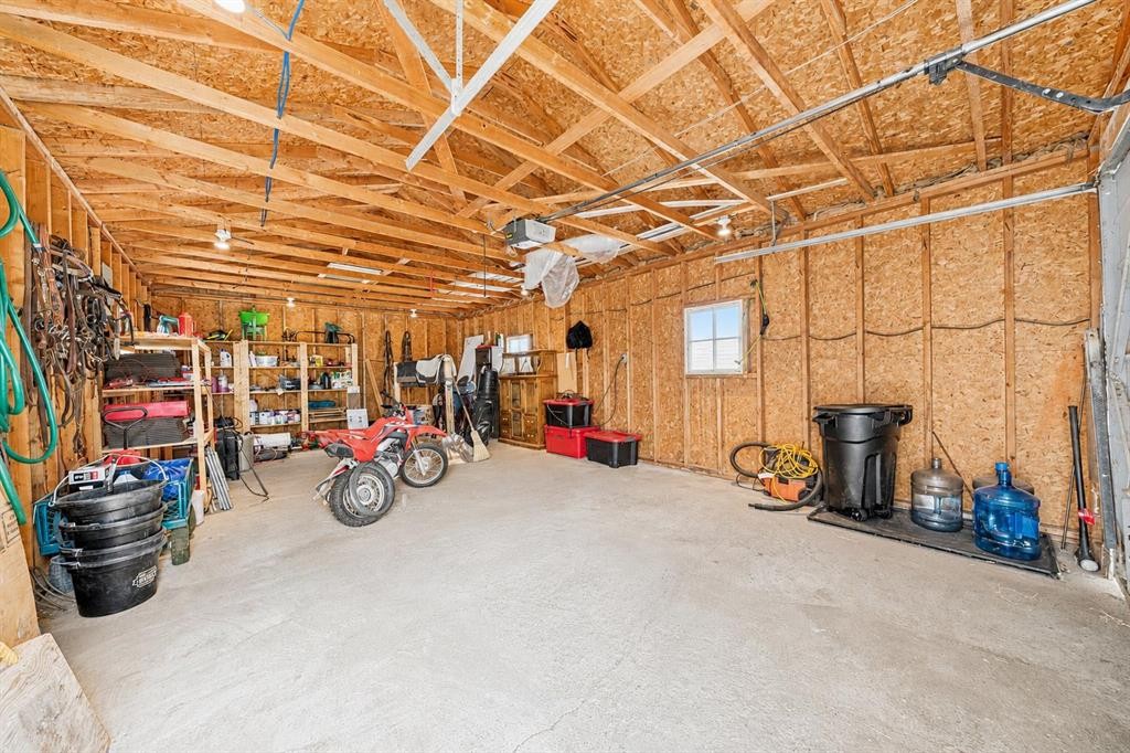 1043-6 Ave, Empress, AB