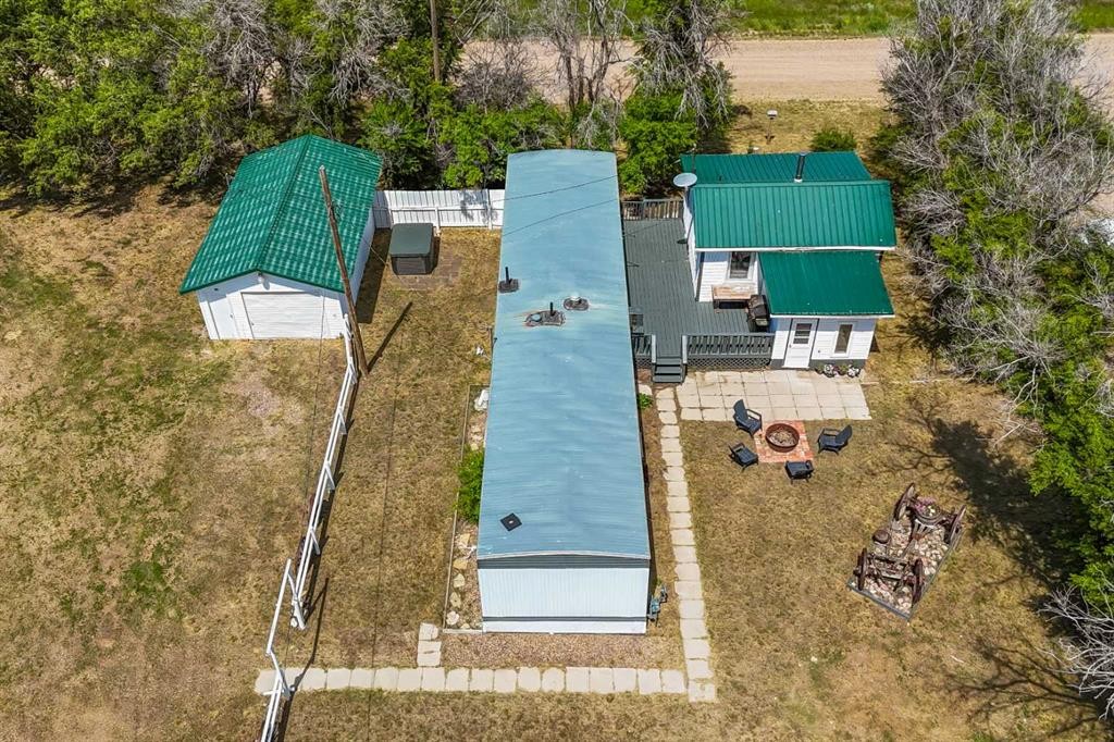 1043-6 Ave, Empress, AB