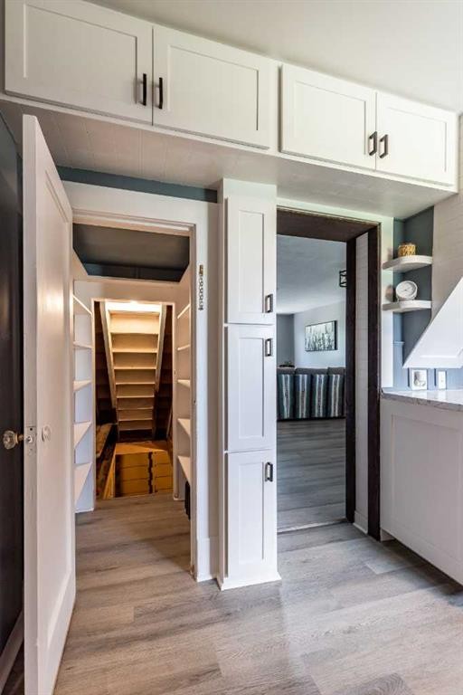 80 Pacific Avenue, Irvine, AB