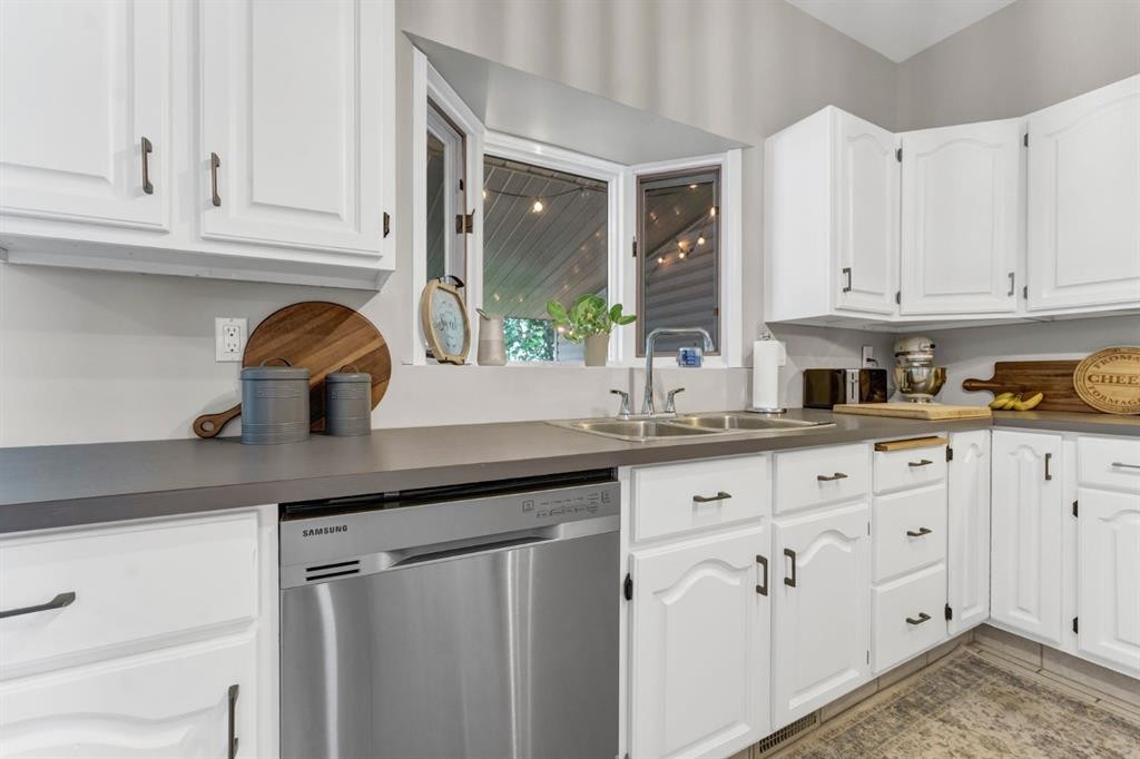 18 Rideau Crescent Se, Medicine Hat, AB