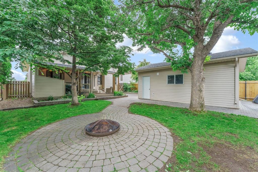 18 Rideau Crescent Se, Medicine Hat, AB