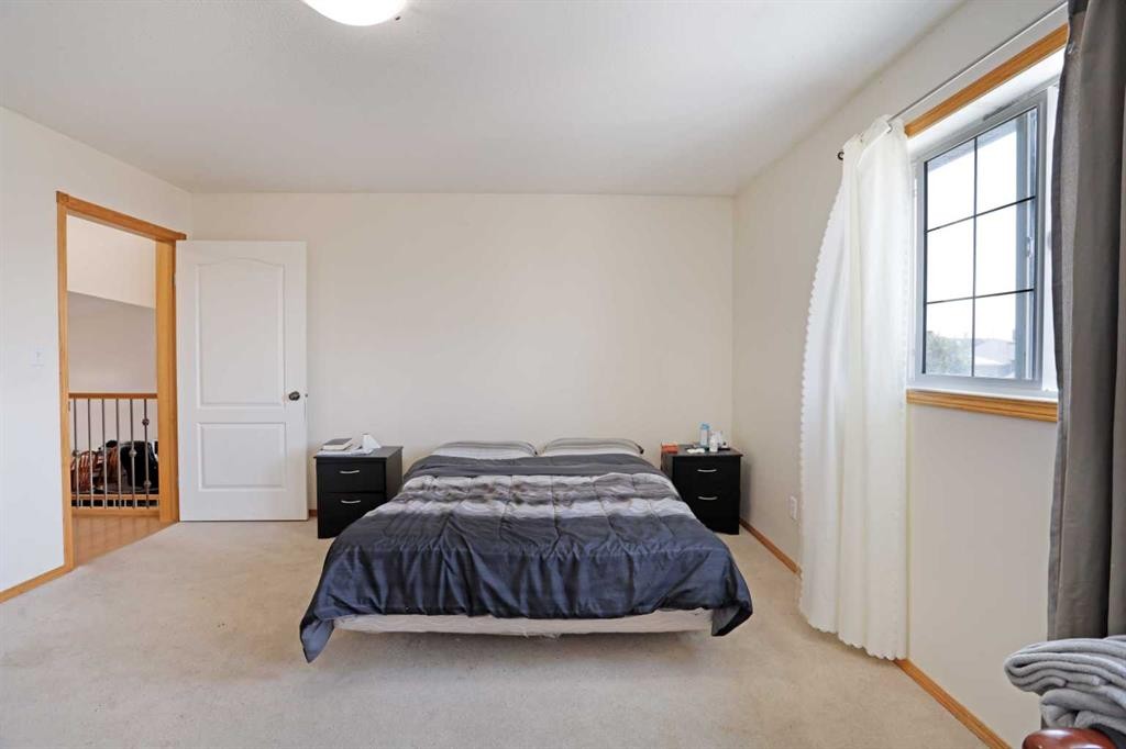 12 Upland Place West, Brooks, AB