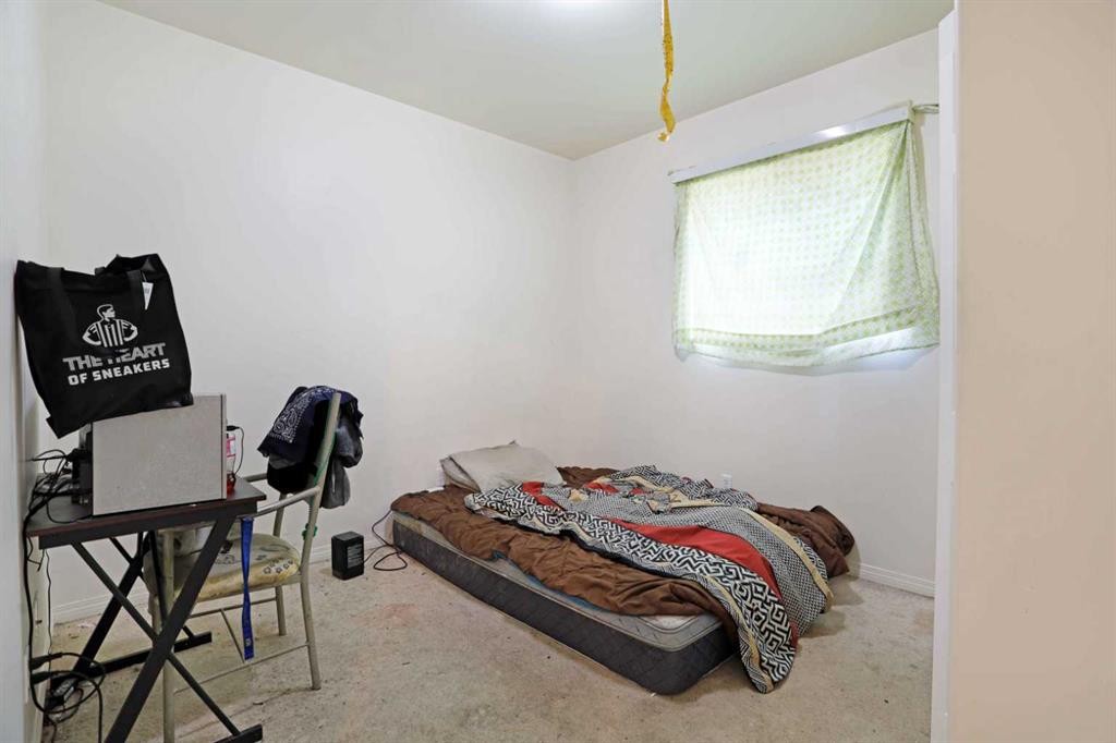 12 Upland Place West, Brooks, AB