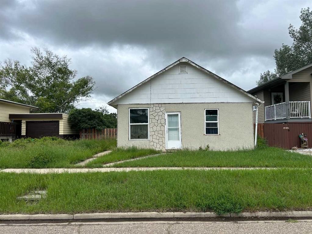 822 2 Street Se, Redcliff, AB