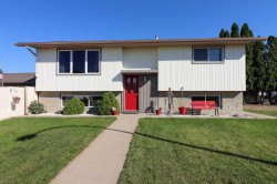 2195 Southview Drive SEMedicine Hat, AB T1B 1R4